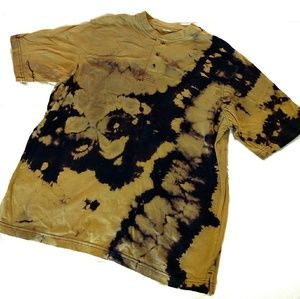 Tie-dye t-shirt